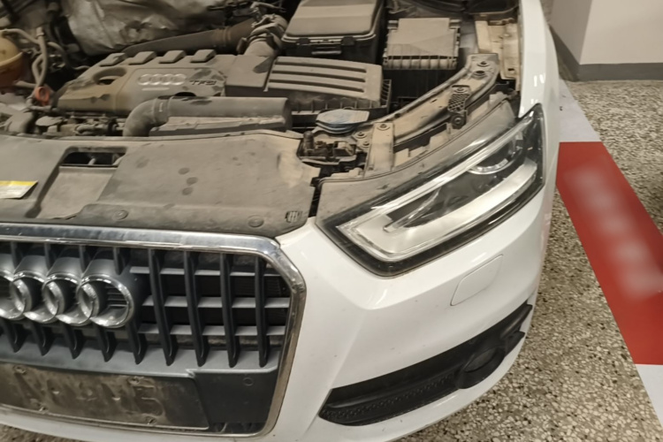 Audi Q3 2015 #24 Audi Q3 2015 car image #24