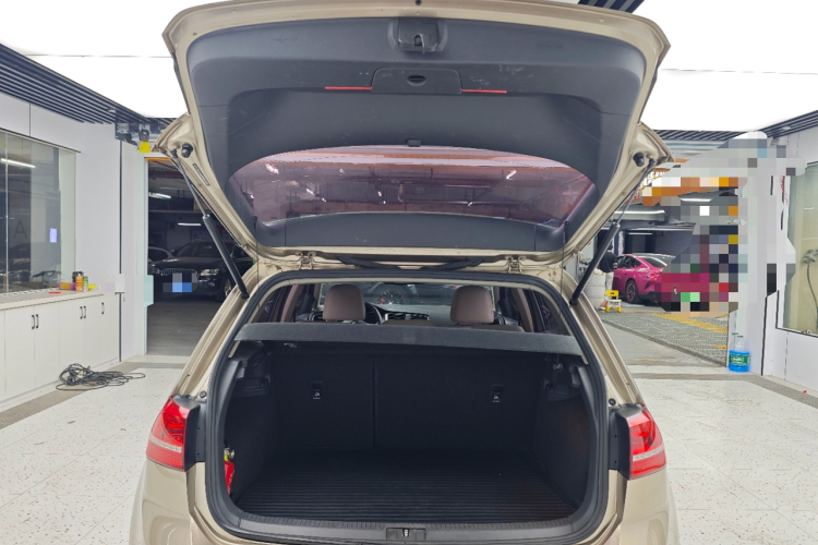 Volkswagen Golf 2014 car image #19