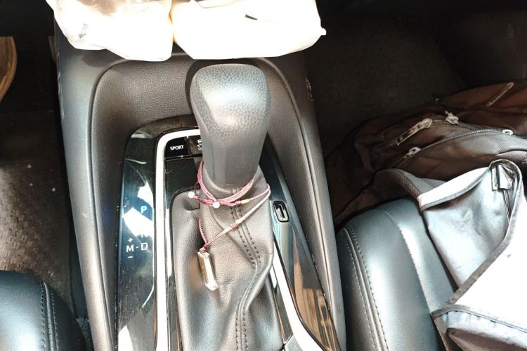 Toyota Corolla 2019 #14 Toyota Corolla 2019 car image #14