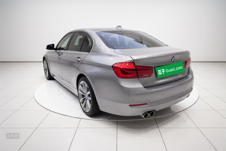 BMW 3 Series 2018 #5 BMW 3 Series 2018 car image #5
