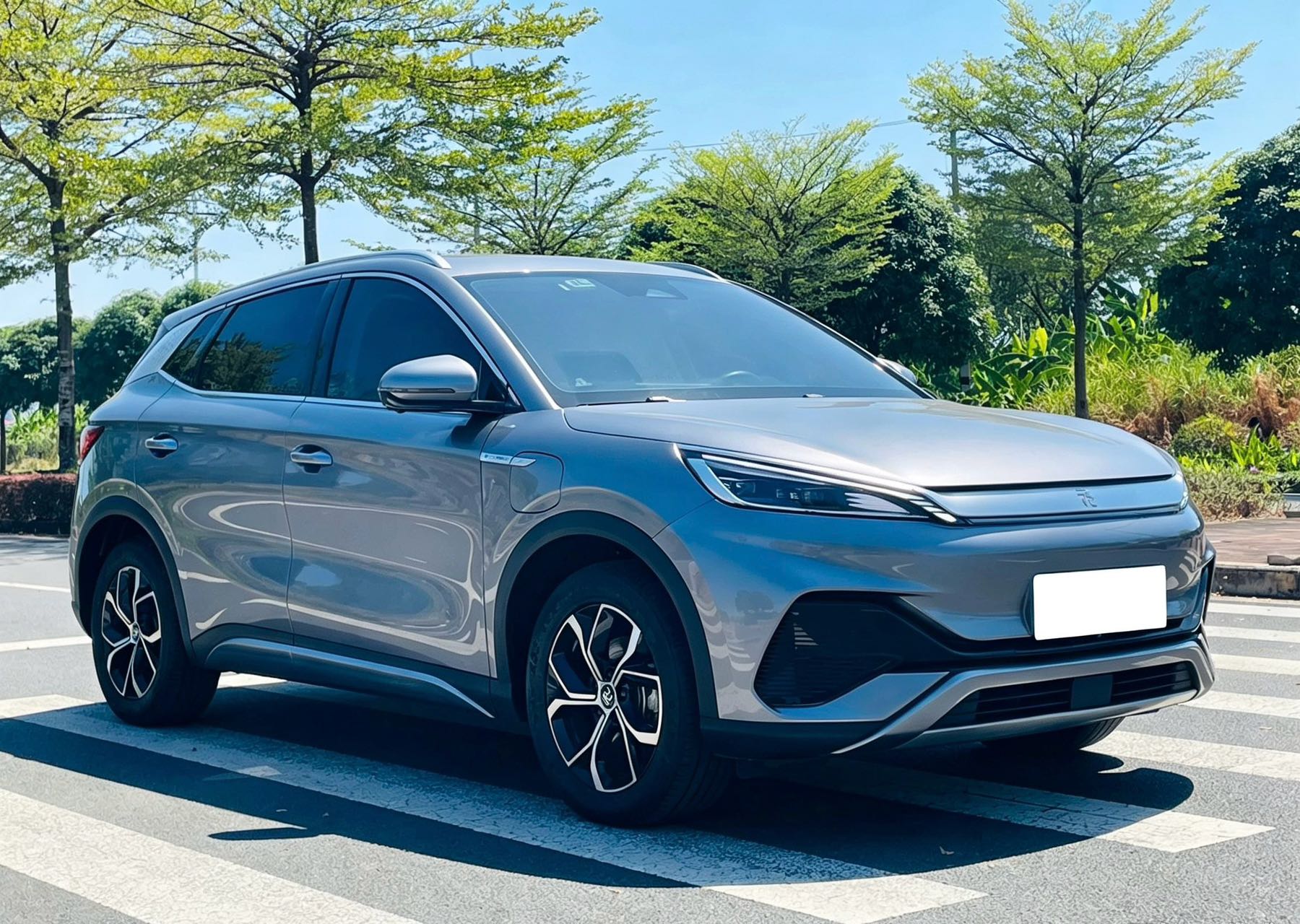 BYD Yuan Plus 2023 #3 BYD Yuan Plus 2023 car image #3