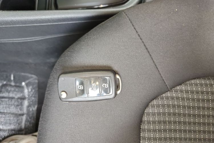 Volkswagen Santana 2021 car image #9