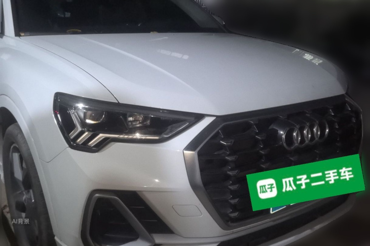Audi Q3 2020 car image #4