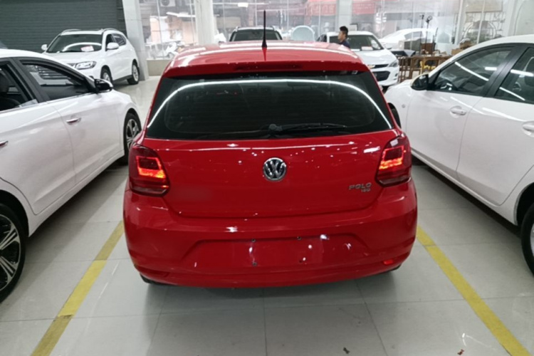 Volkswagen Polo 2019 car image #6