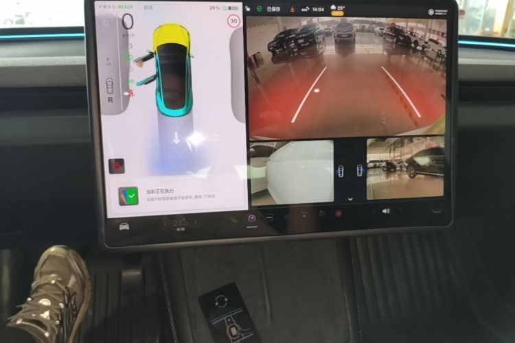 Tesla Model 3 2025 immagine di auto #13