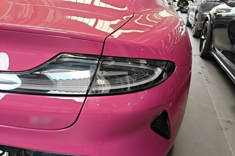 MI SU7 2025 car image #8