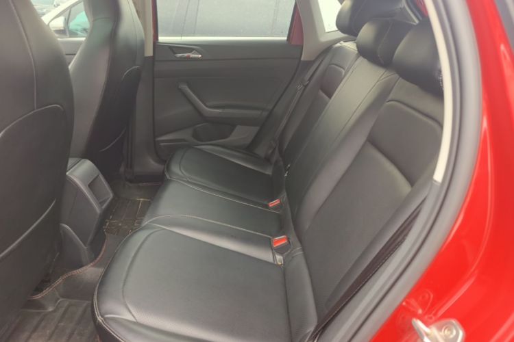 Volkswagen Polo 2019 car image #17