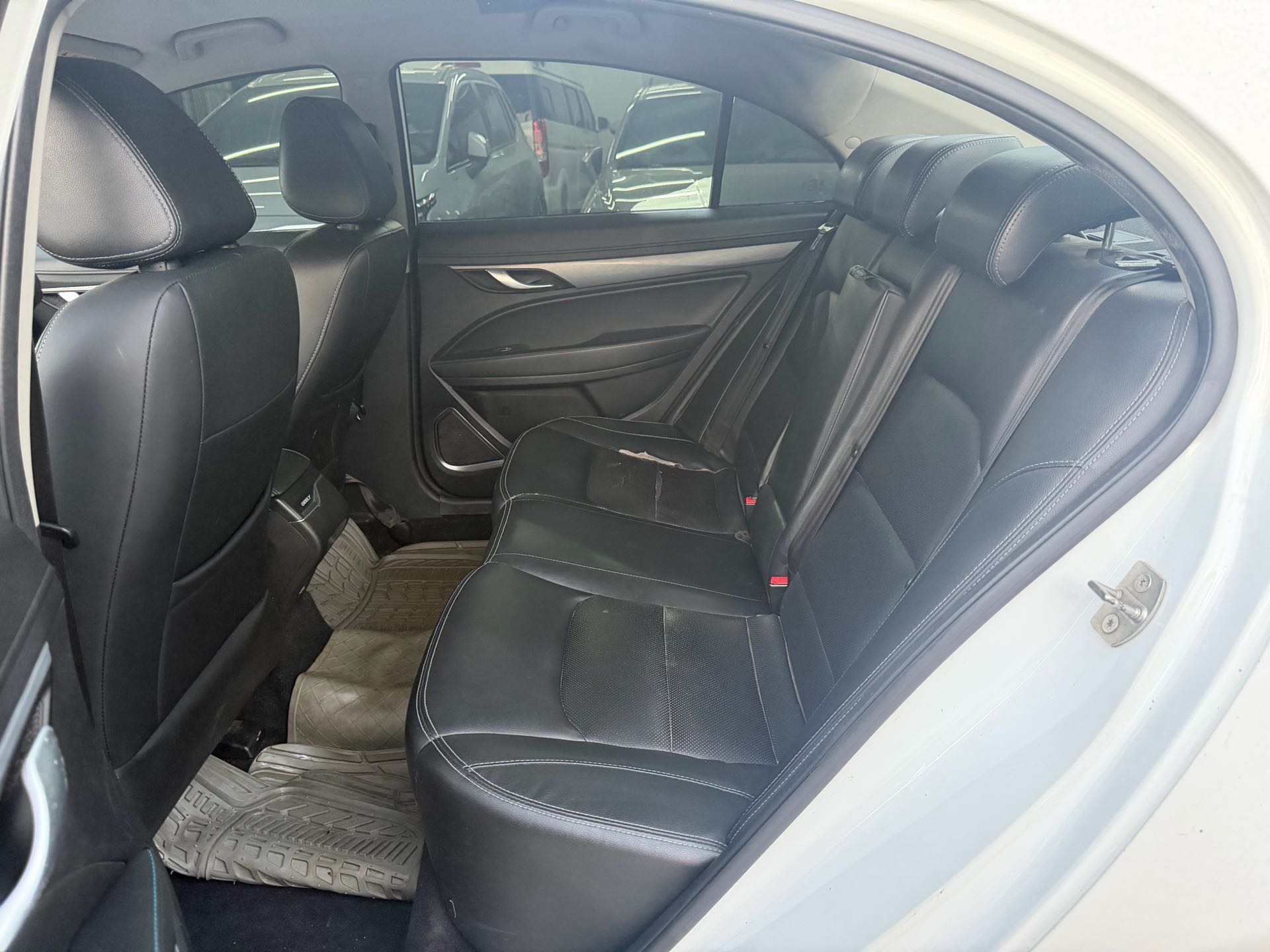 GEELY Emgrand New Energy 2018 #7 GEELY Emgrand New Energy 2018 car image #7