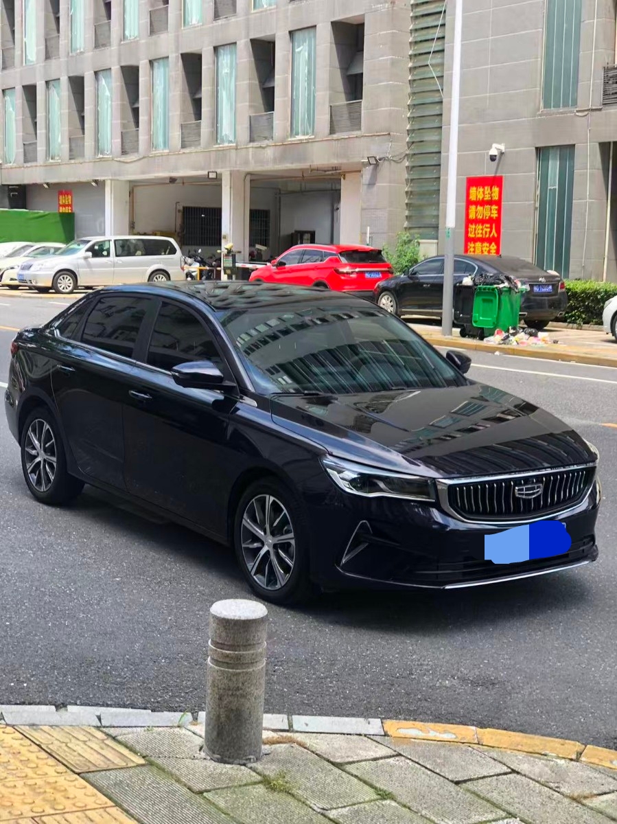 GEELY Emgrand 2022 #2 GEELY Emgrand 2022 car image #2