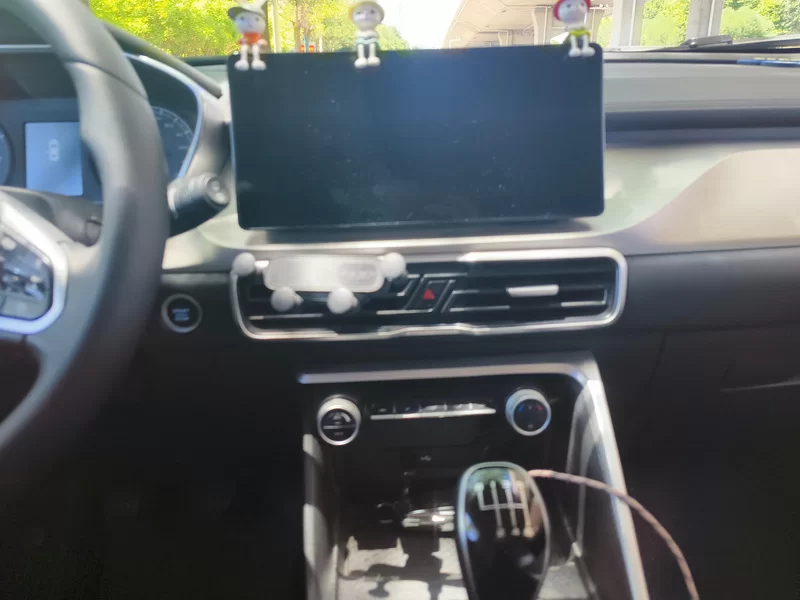 GEELY Coolray 2024 immagine di auto #13