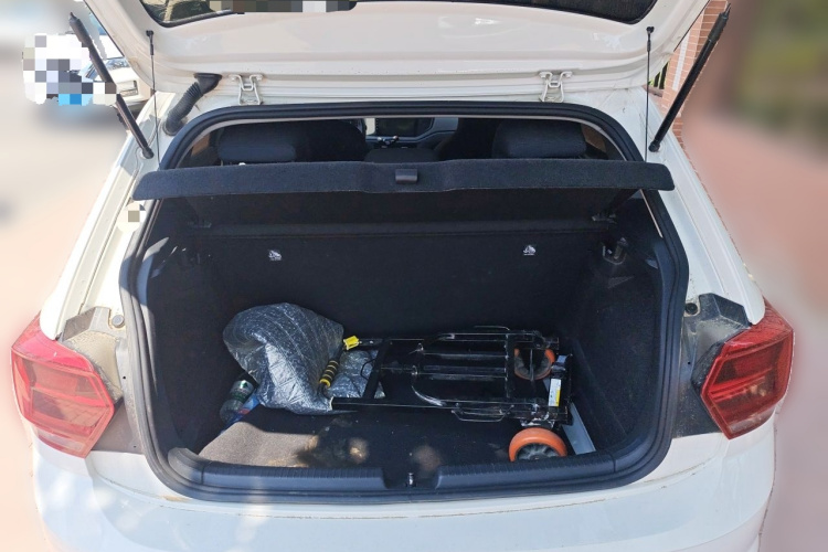 Volkswagen Polo 2020 car image #17