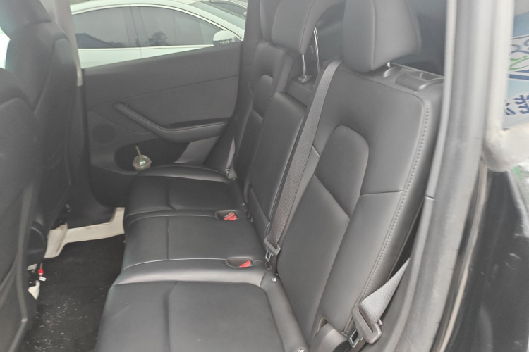 Tesla Model Y 2023 #17 Tesla Model Y 2023 car image #17