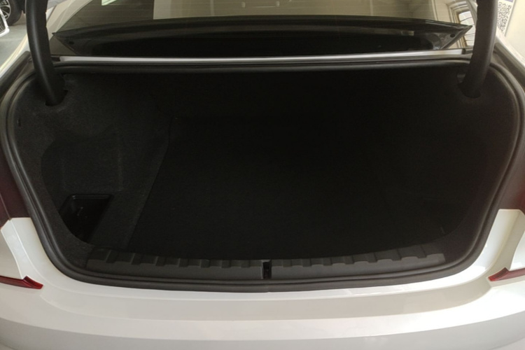 BMW 3 Series 2020 #20 BMW 3 Series 2020 car image #20