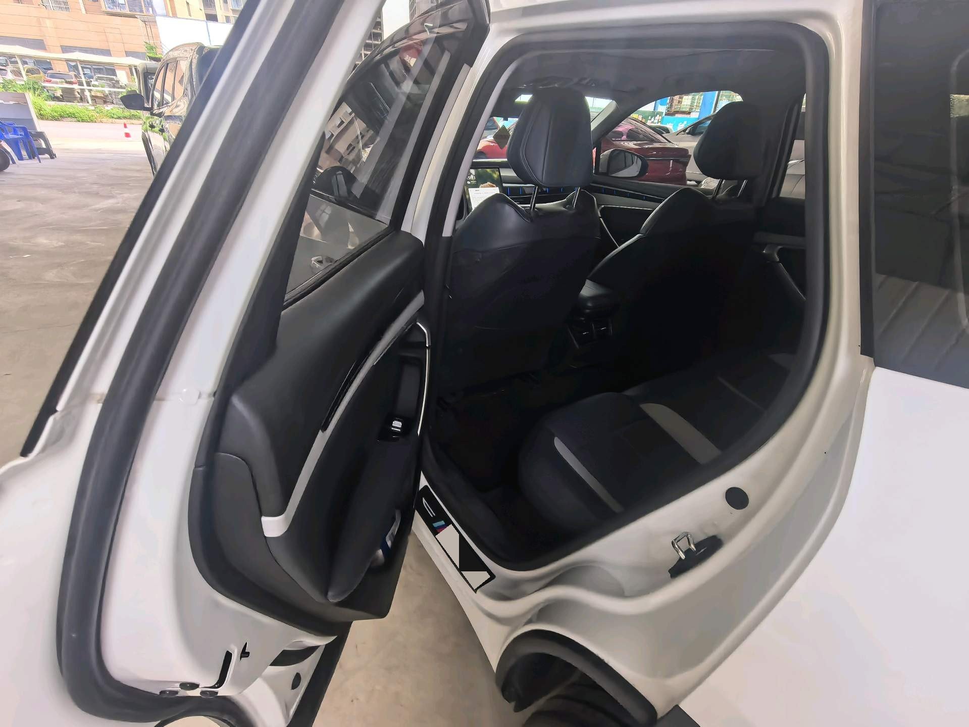 GEELY Boyue L 2024 #7 GEELY Boyue L 2024 изображение автомобиля #7