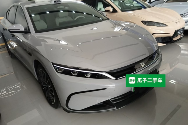 BYD Han 2025 #4 BYD Han 2025 car image #4