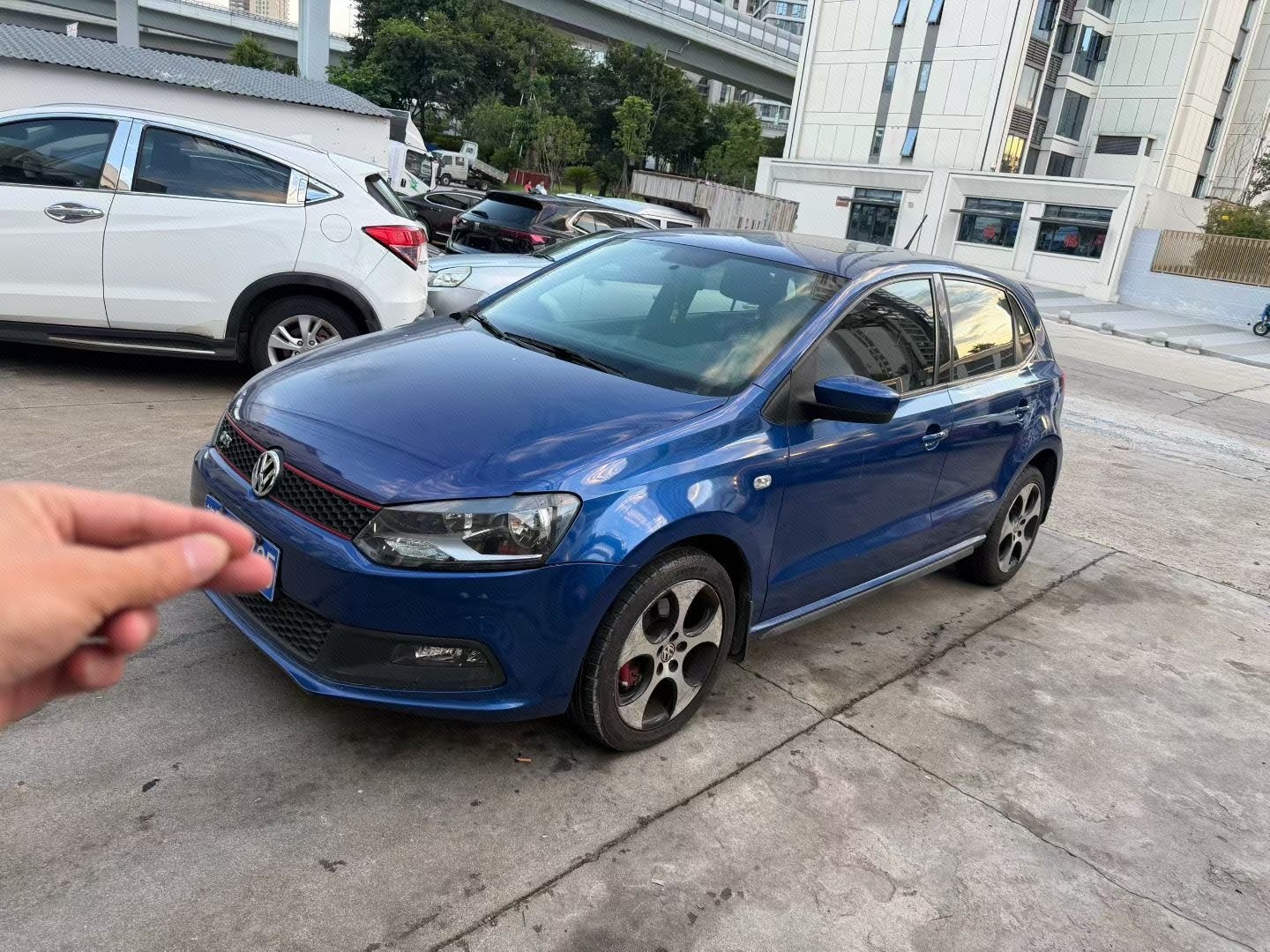 2013 2013 car image