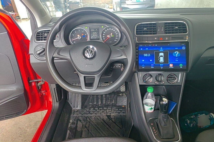 Volkswagen Polo 2016 #11 Volkswagen Polo 2016 car image #11