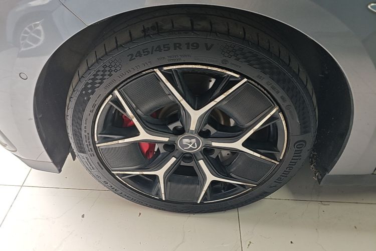 BYD Han 2022 immagine di auto #9