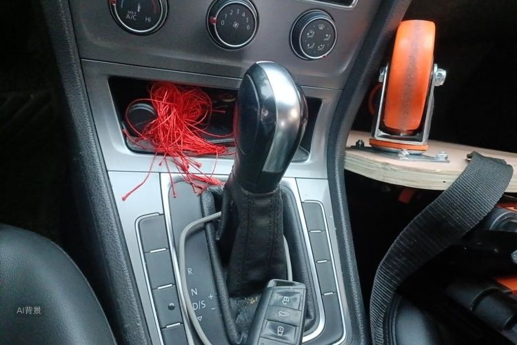 Volkswagen Golf 2016 car image #16