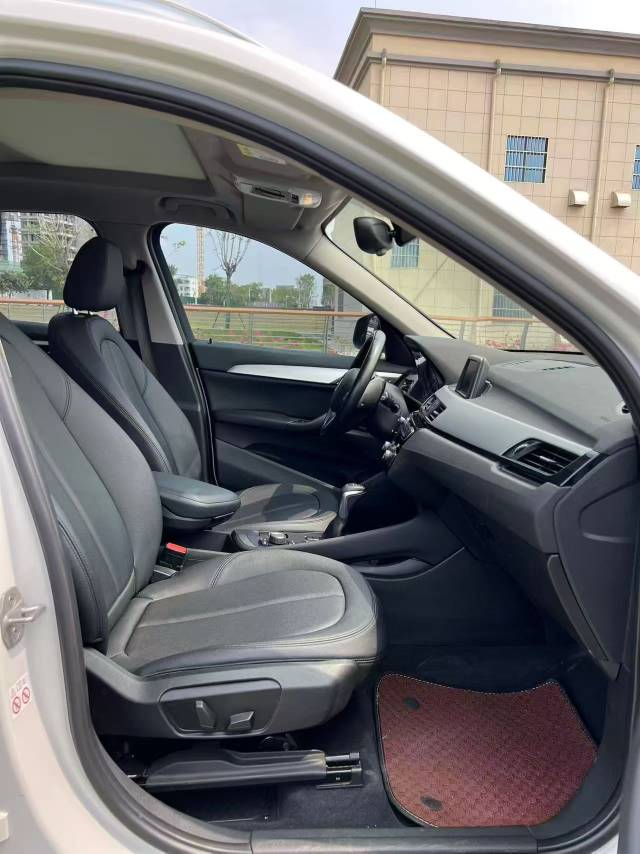 BMW X1 2017 #8 BMW X1 2017 car image #8