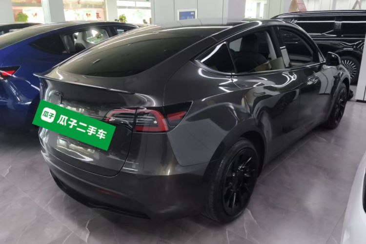 Tesla Model Y 2022 #7 Tesla Model Y 2022 car image #7