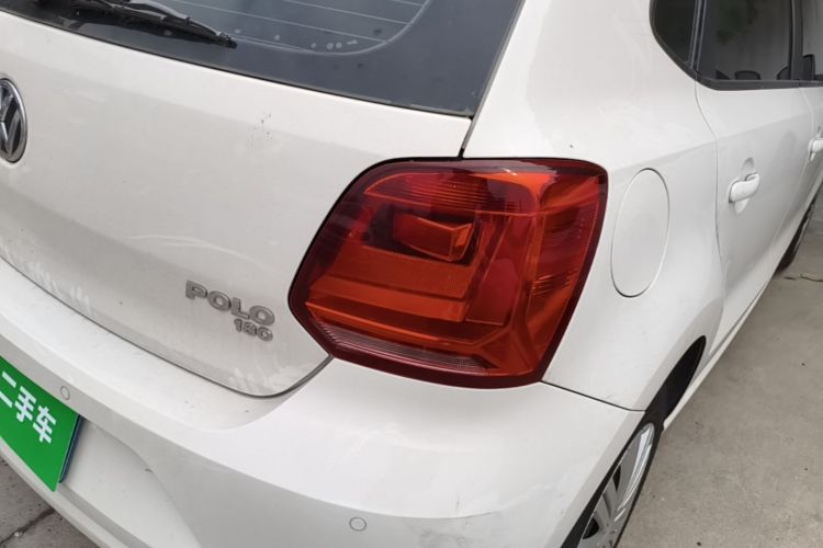 Volkswagen Polo 2019 car image #8