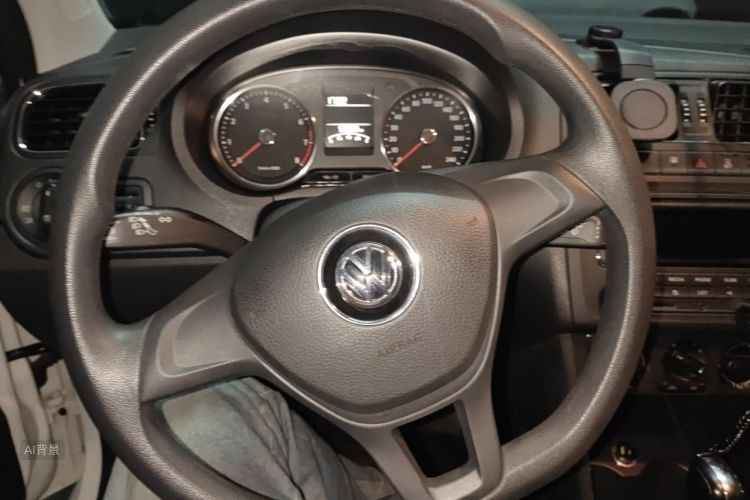 Volkswagen Polo 2015 #12 Volkswagen Polo 2015 car image #12