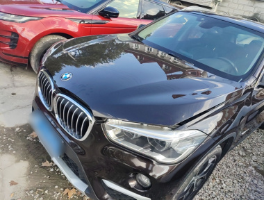 BMW X1 2018 BMW X1 2018 car image