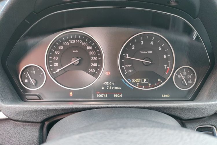 BMW 3 Series GT 2019 imagem de carro #12
