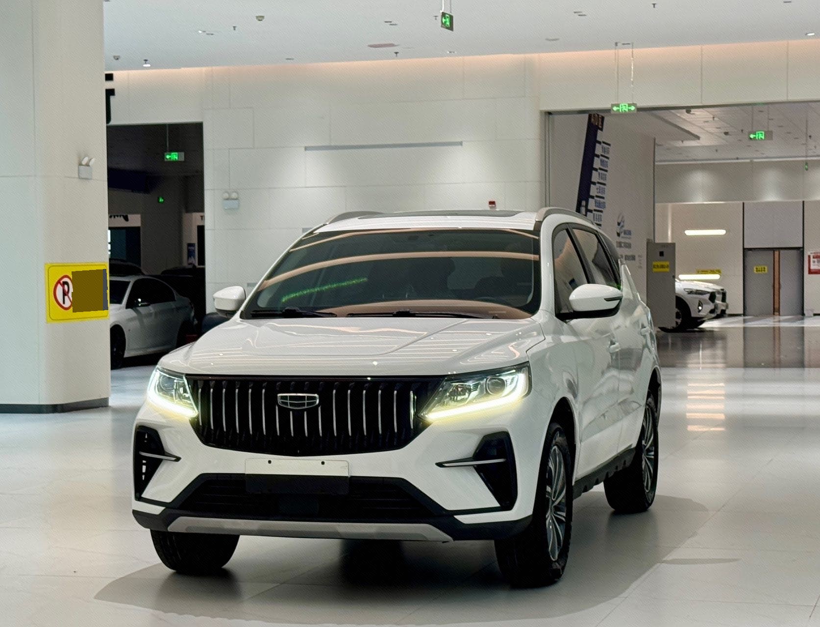 GEELY Vision X6 2024 car image 