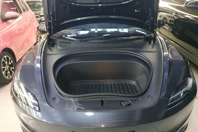 Tesla Model 3 2024 car image #20