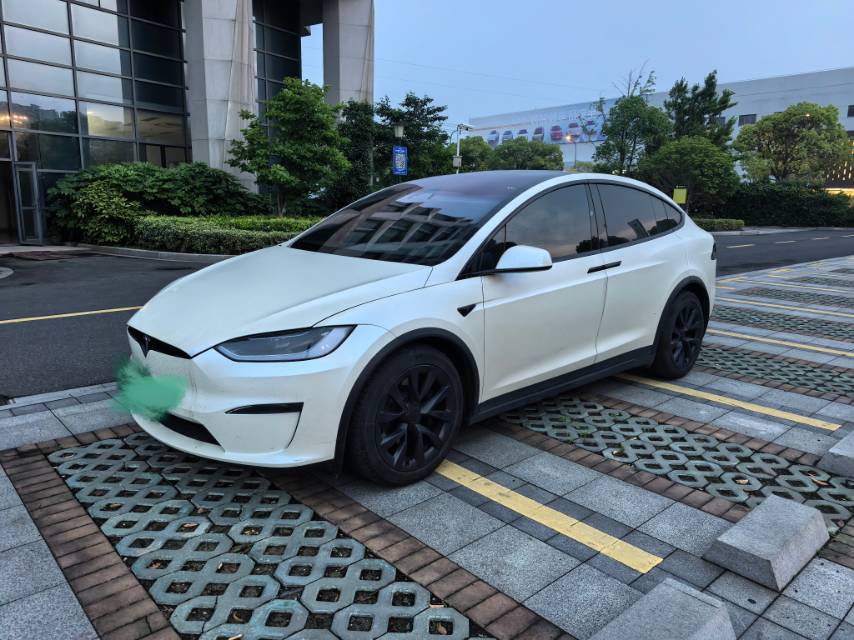Tesla Model X 2023 Tesla Model X 2023 car image