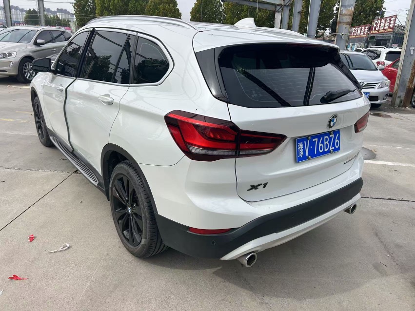 BMW X1 2021 изображение автомобиля #9