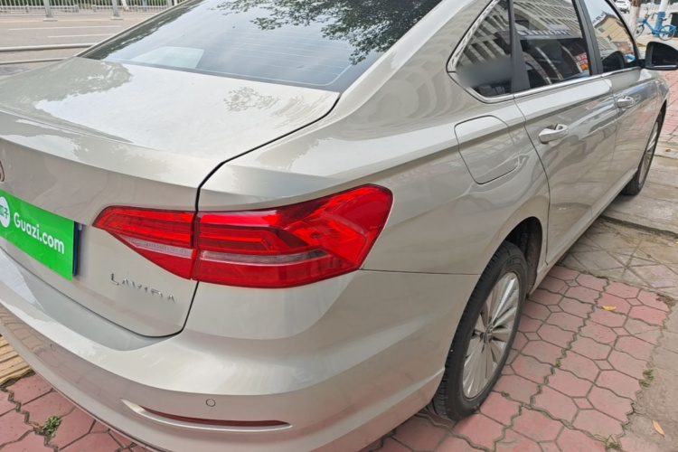 Volkswagen Lavida 2020 car image #8