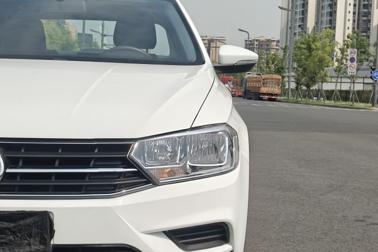 Volkswagen Bora 2021 car image #26
