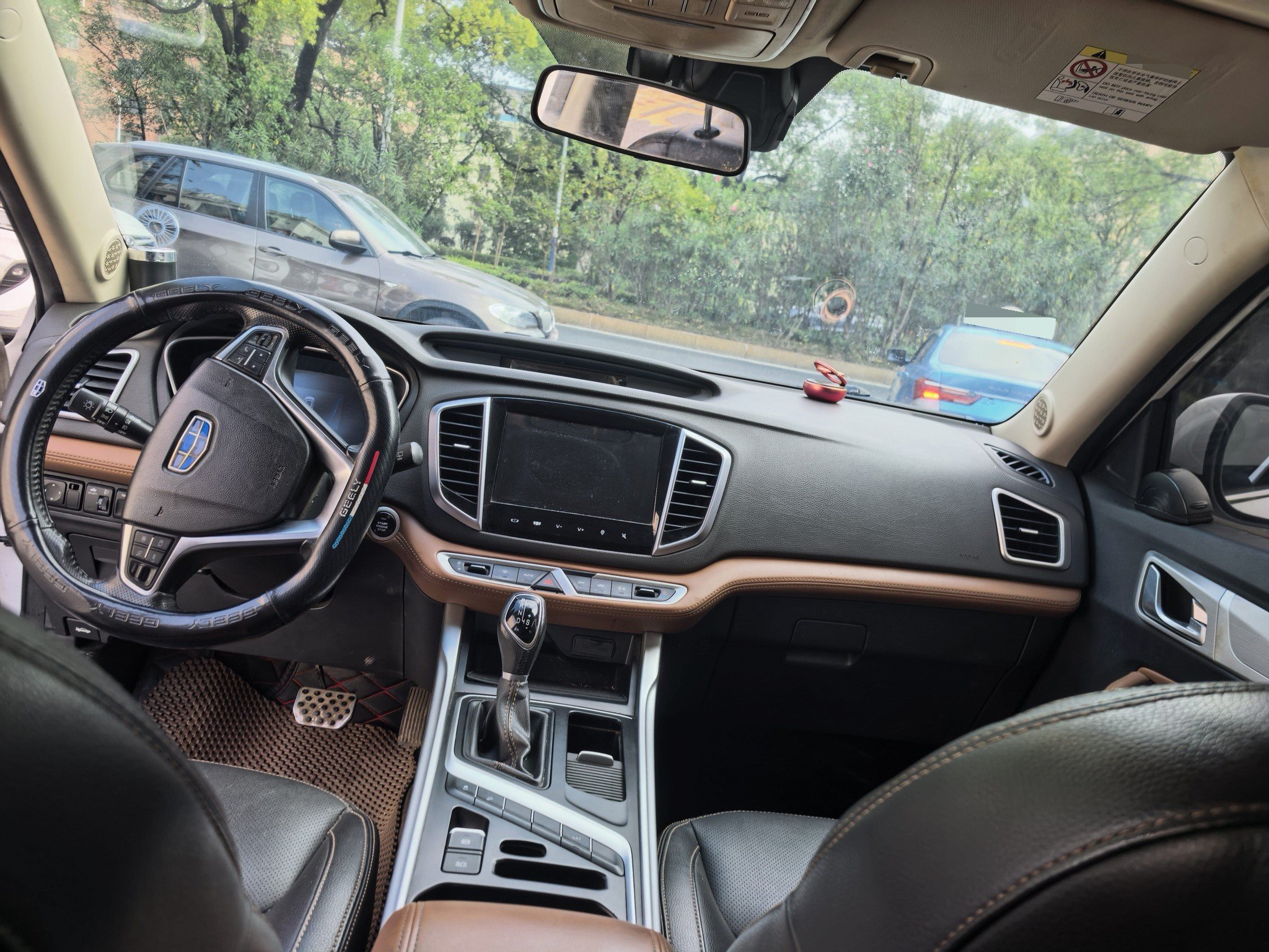 GEELY Vision X6 2019 #5 GEELY Vision X6 2019 car image #5