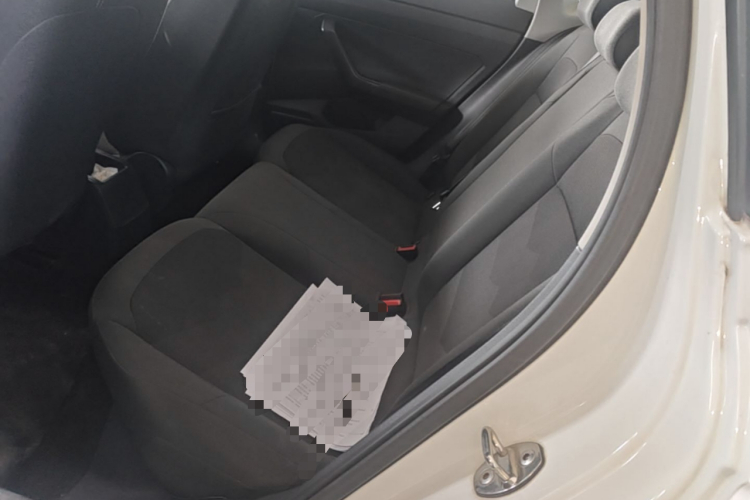 Volkswagen Polo 2023 car image #17