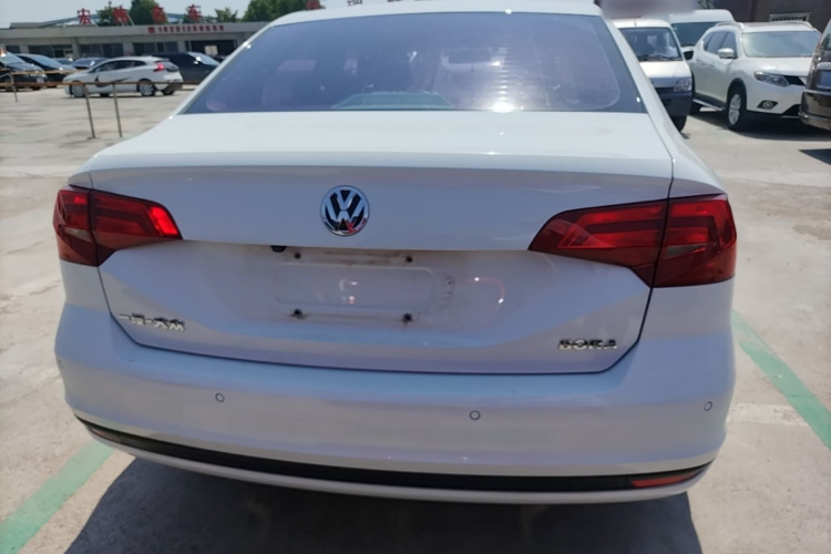 Volkswagen Bora 2018 #6 Volkswagen Bora 2018 car image #6
