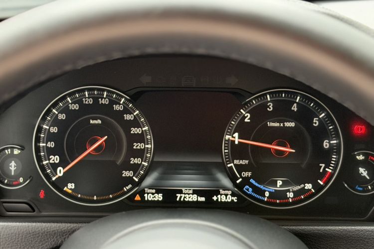 BMW 3 Series 2019 #9 BMW 3 Series 2019 car image #9