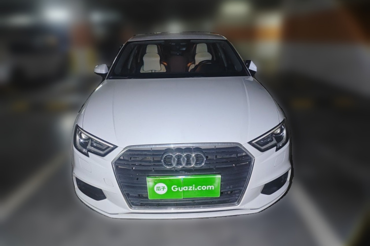 Audi A3 2018 immagine di auto #3