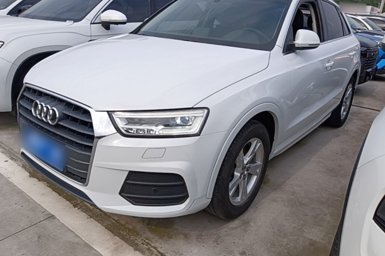 Audi Q3 2019 #2 Audi Q3 2019 car image #2