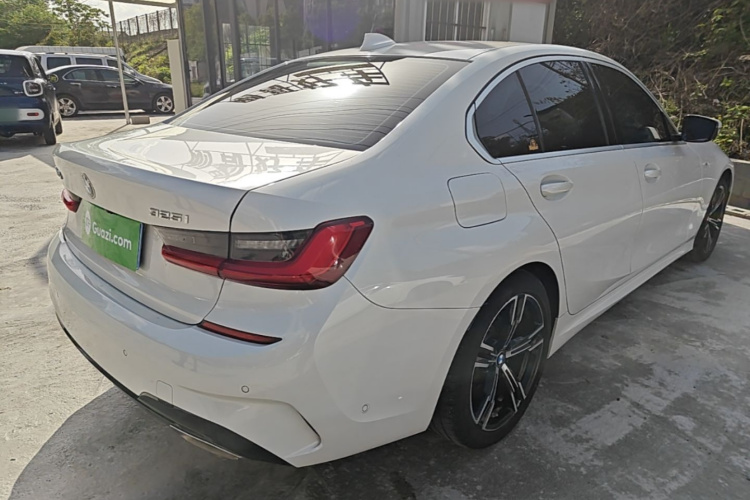 BMW 3 Series 2020 #5 BMW 3 Series 2020 car image #5