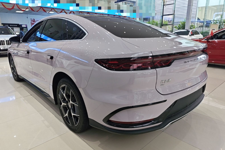 BYD Han 2024 #5 BYD Han 2024 car image #5