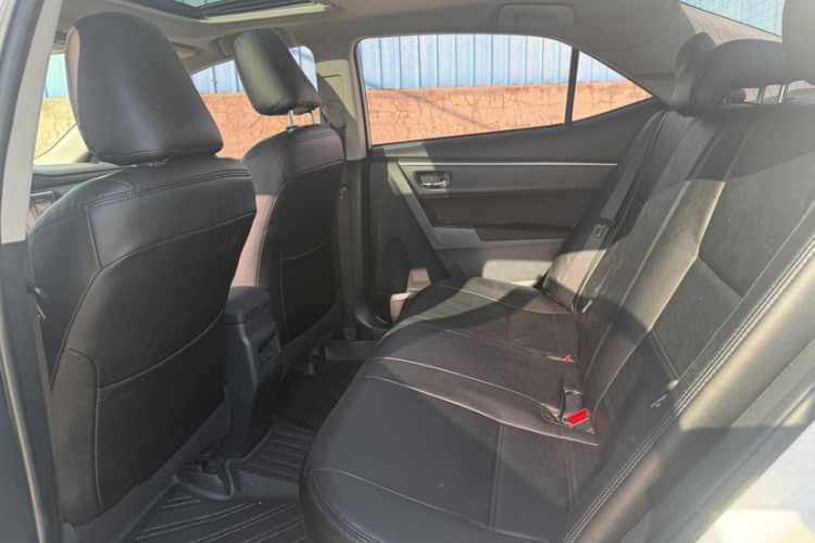 Toyota Corolla 2018 #11 Toyota Corolla 2018 car image #11