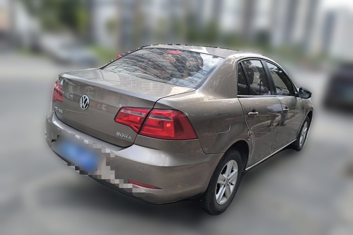 Volkswagen Bora 2013 car image #4