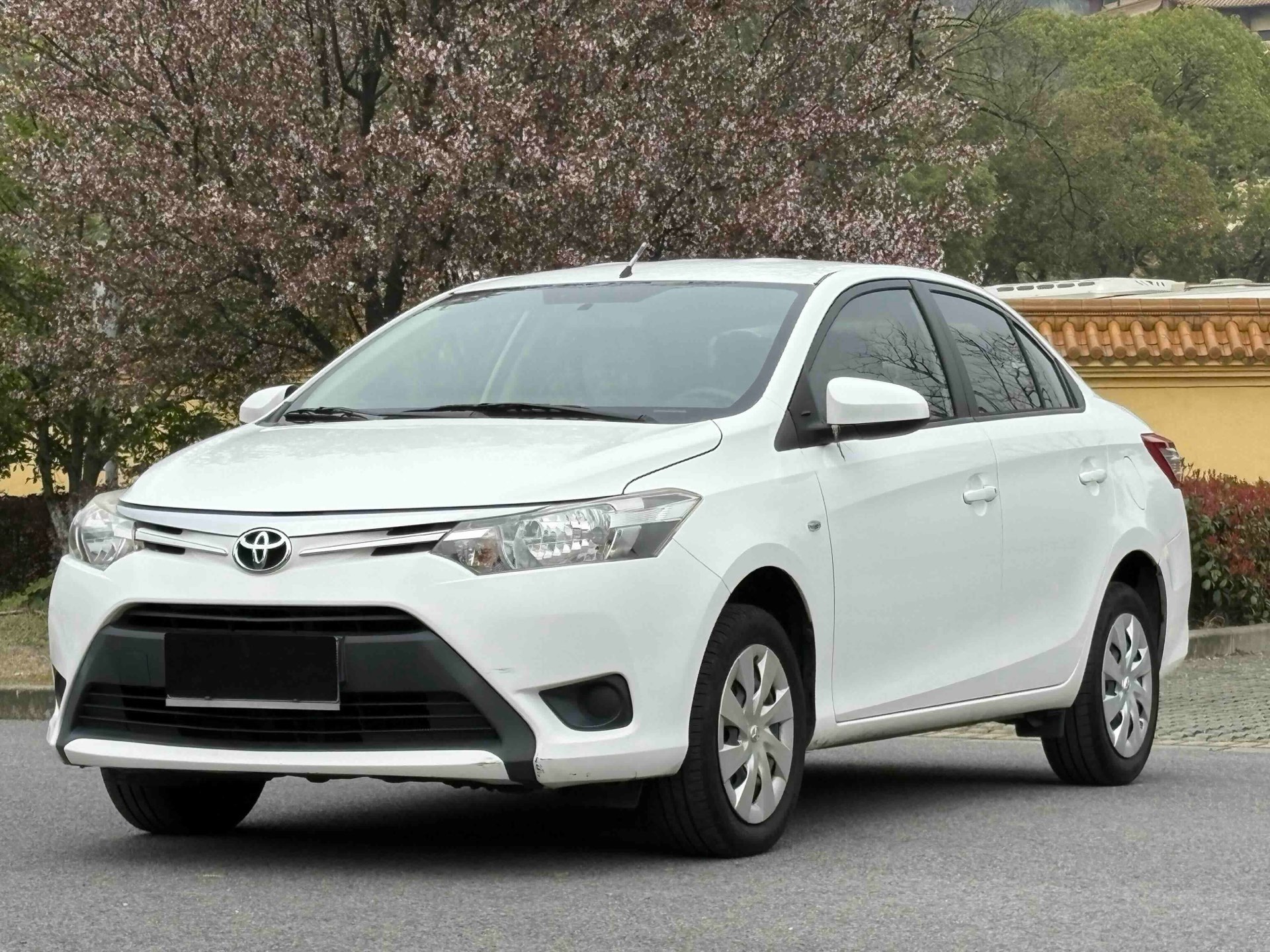 Toyota Vios 2014 Toyota Vios 2014 car image