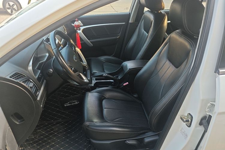 GEELY Emgrand 2016 car image #15