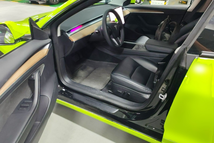 Tesla Model 3 2023 #16 Tesla Model 3 2023 car image #16