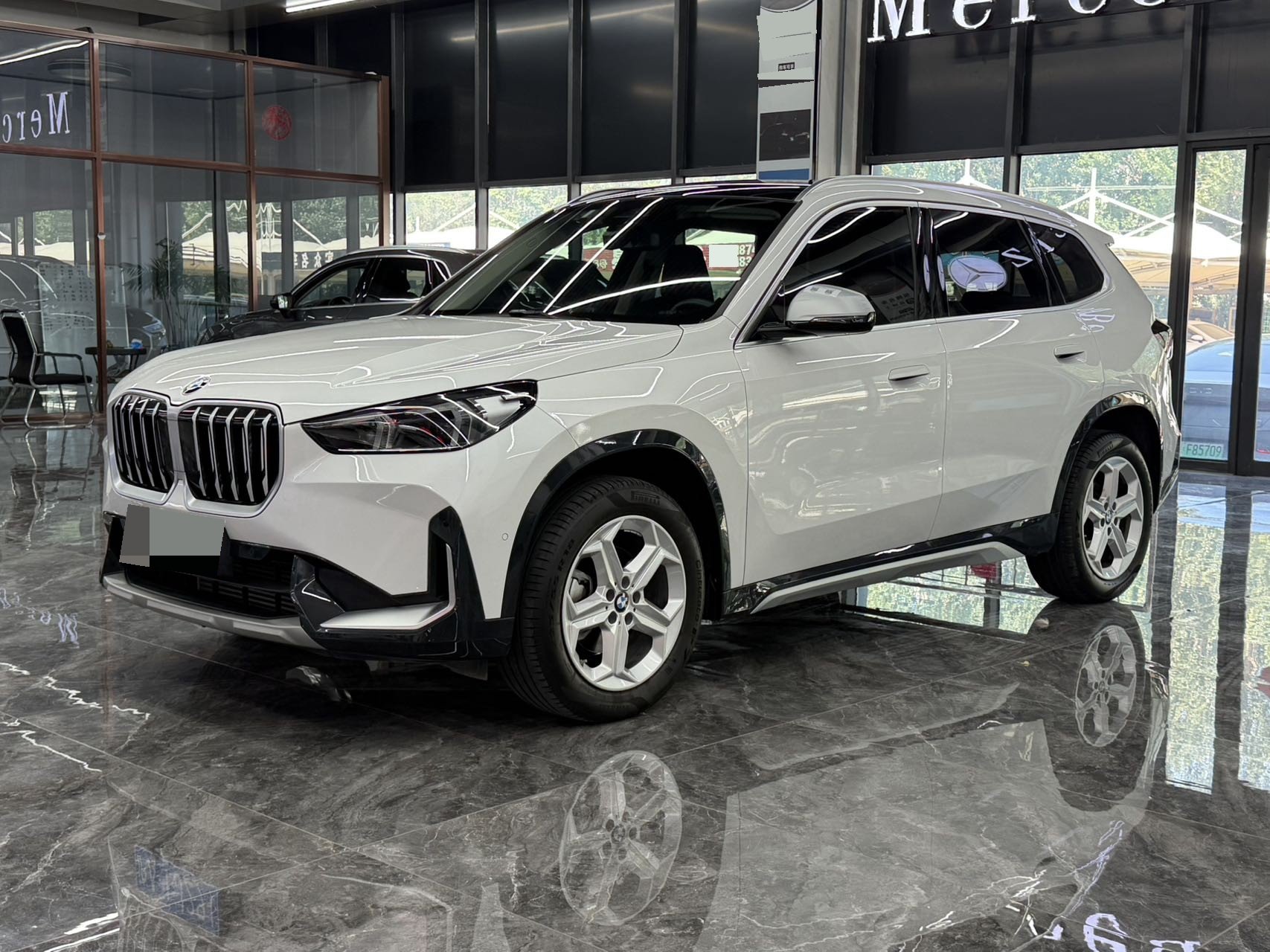 BMW X1 2023 BMW X1 2023 car image