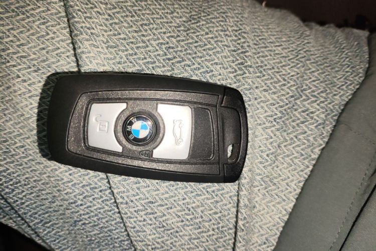 BMW 3 Series 2019 #14 BMW 3 Series 2019 car image #14